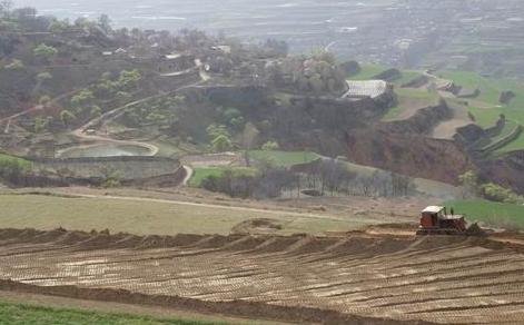 黄山区试点农土地经营权抵押贷款 首笔贷款已发放到位