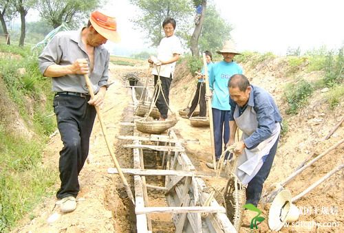 十堰房县秋冬农田水利建设“补短板”农业增效农民增收