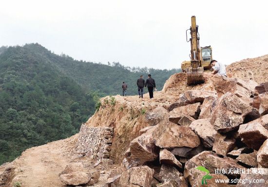 长山乡桐溪村造地改田 新增耕地面积48.26亩